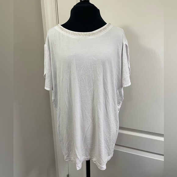 Laura Scott Women's XL White Casual Tee Shirt with beading around neck - Picture 1 of 11